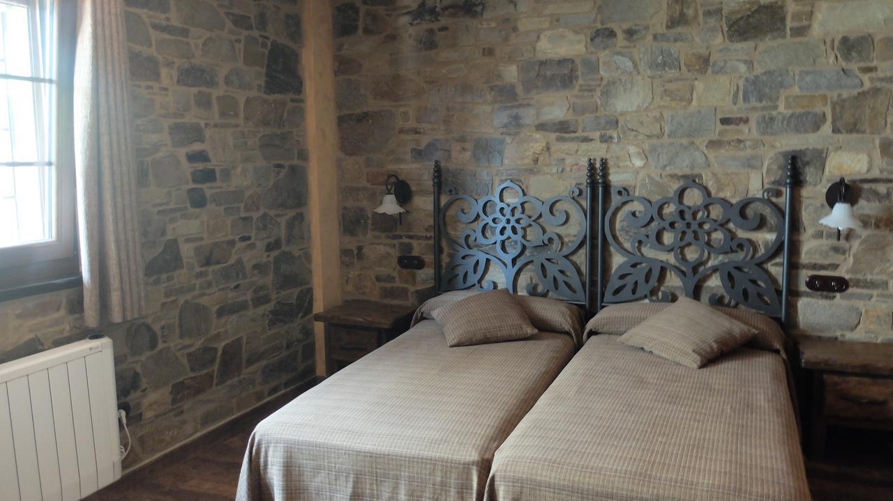 Hotel Rural La Casa Del Peregrino El Acebo de San Miguel Room photo